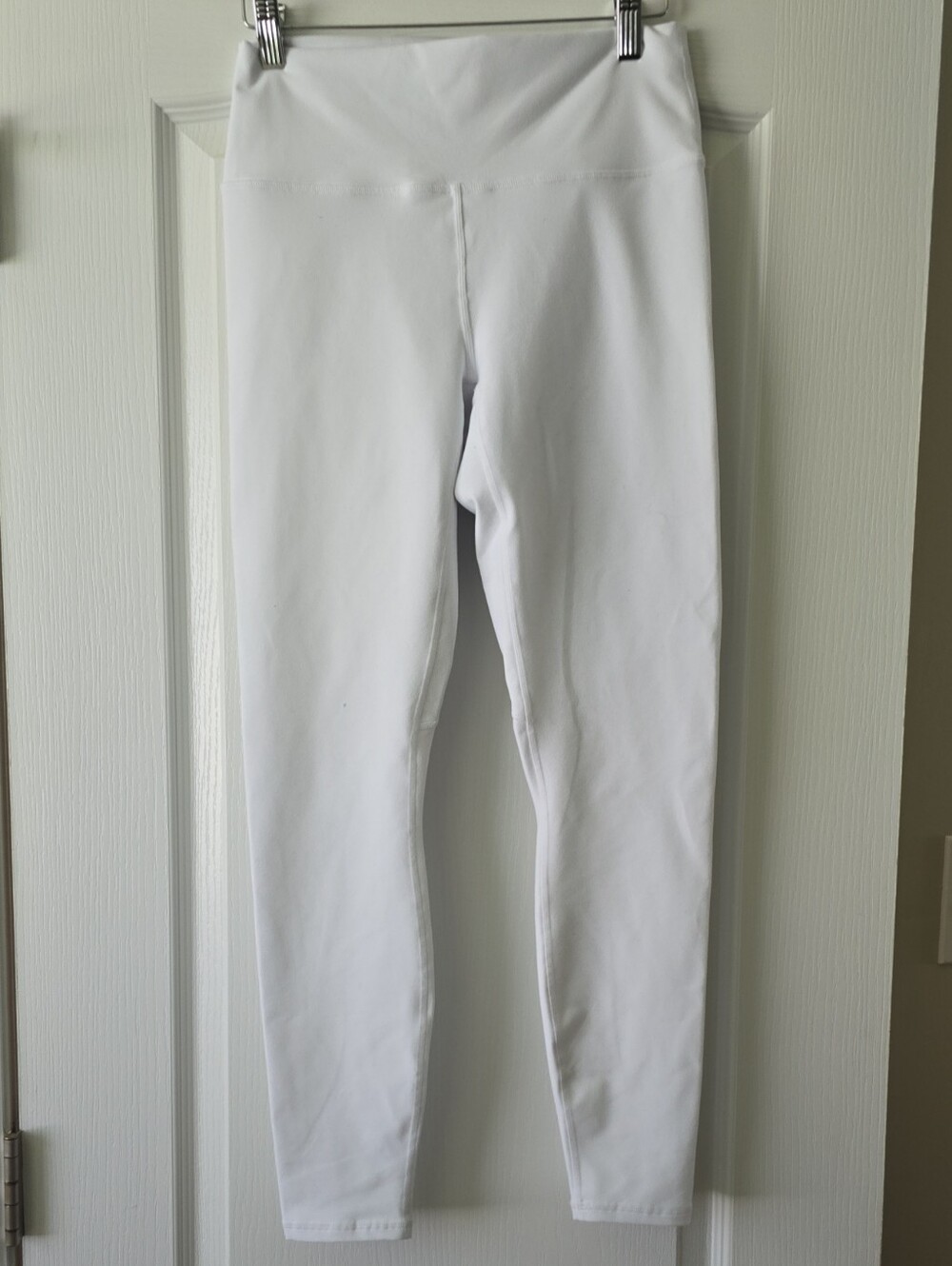 Fabletics White Powerhold M Leggings